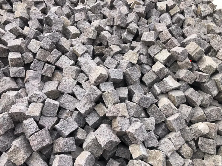 Žulové dlažební kostky 8/10 cm z říčanské růžové žuly